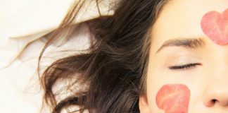 Relâchement du visage, traitement et les bons gestes